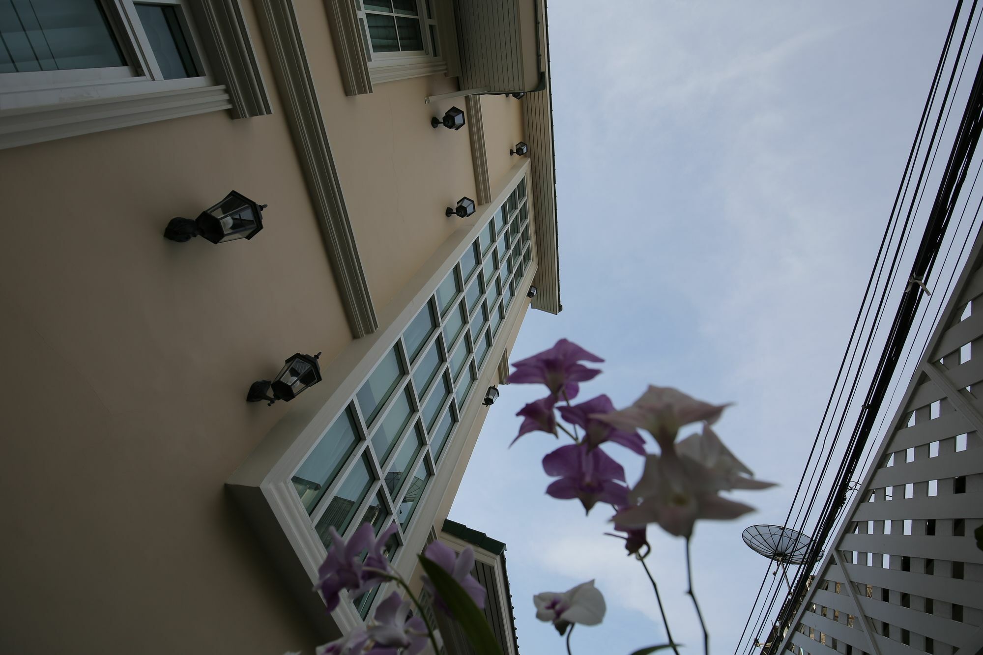 The Orchid House 153 Hotel Bangkok Buitenkant foto